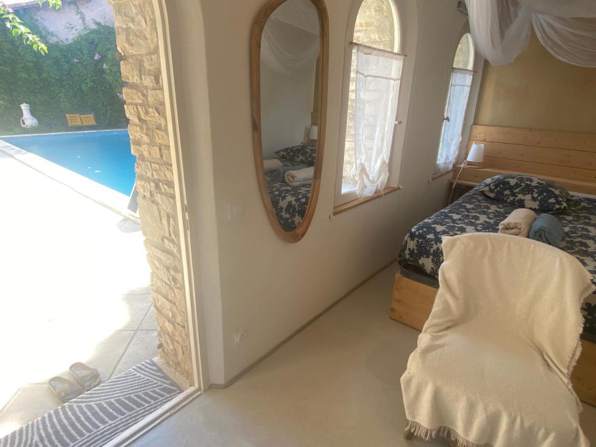 Le Patio Aux Oiseaux Bed and Breakfast Λα Σιοτά Εξωτερικό φωτογραφία